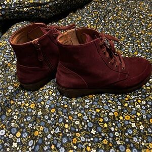 Fit Flop ankle boots.  Lightly worn, like new.